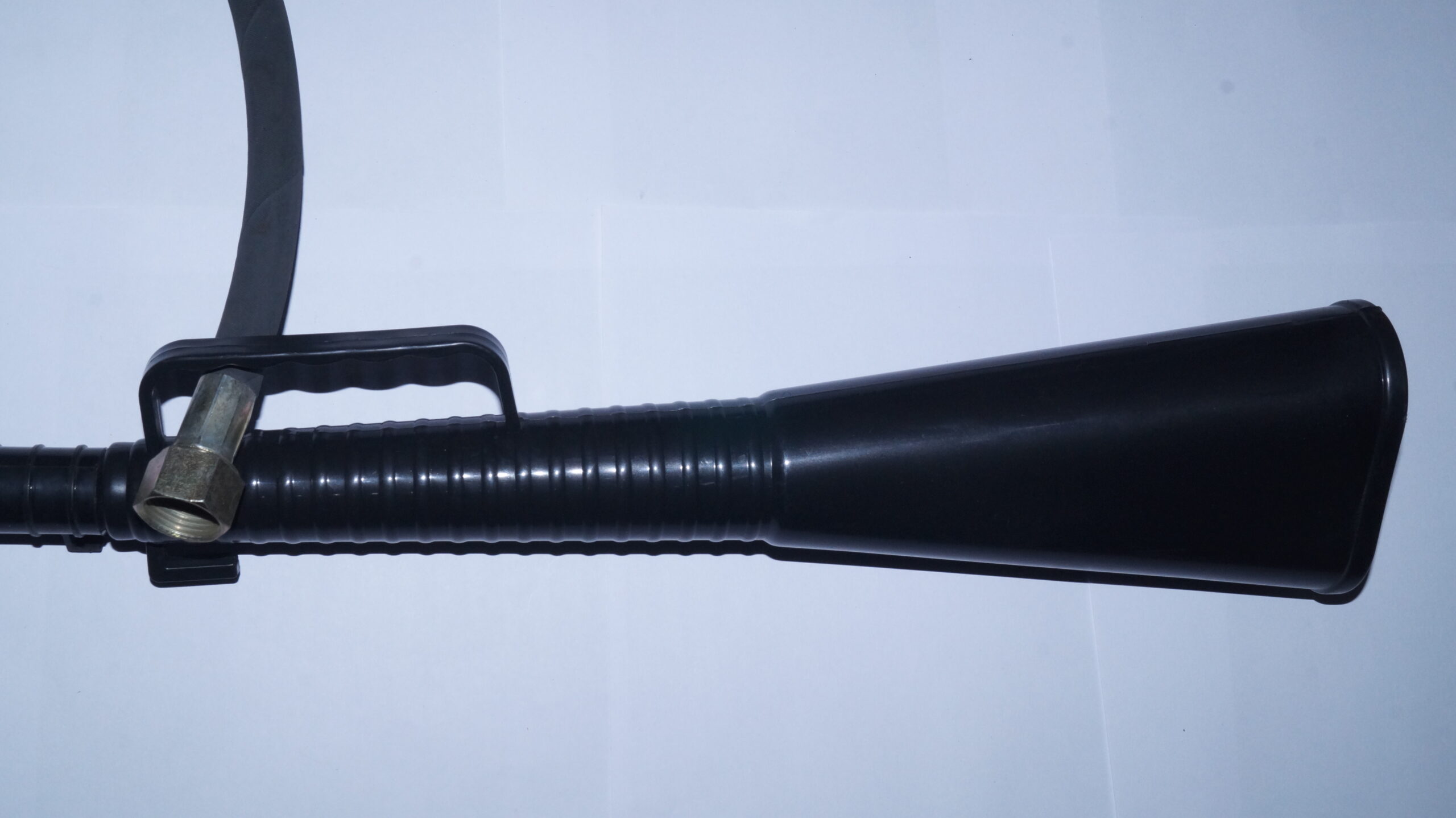 CO2 1MTR DISCHARGE HOSE WITH FLAT HORN